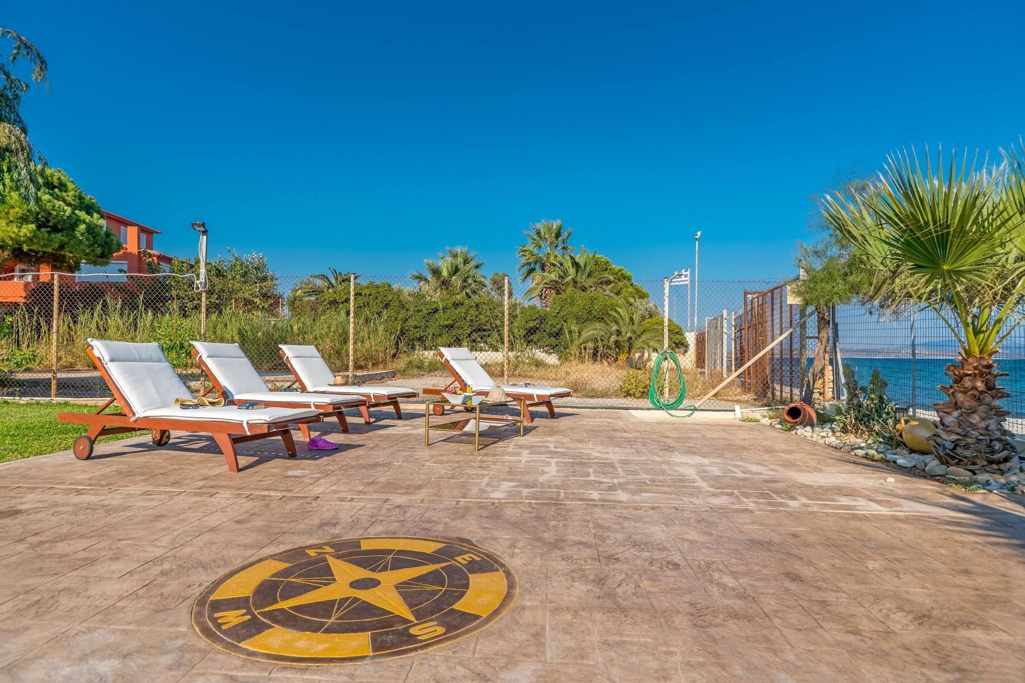 Maria'S Seaside Villa - House With 3 Rooms In Marathon, With Wonderful Exterior foto